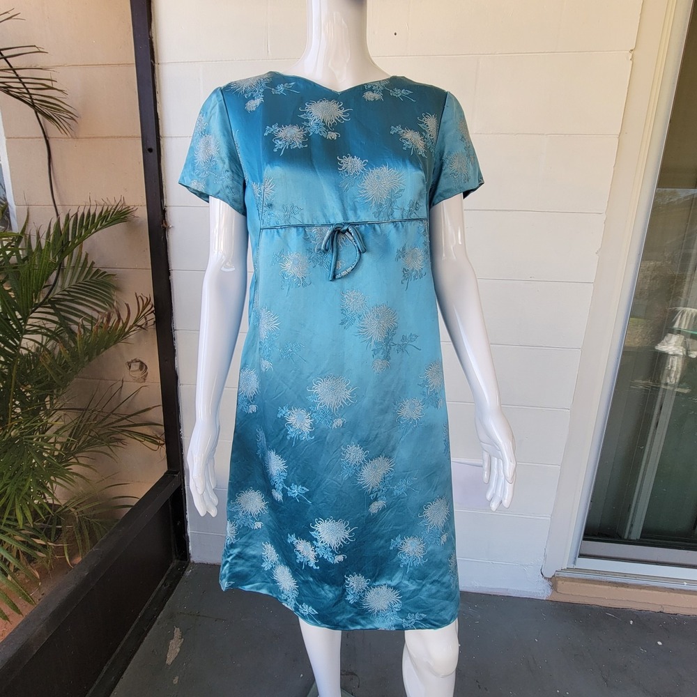 Vintage 60's Asian Oriental Blue Satin Dress Women's M Floral Embroidery Brocade